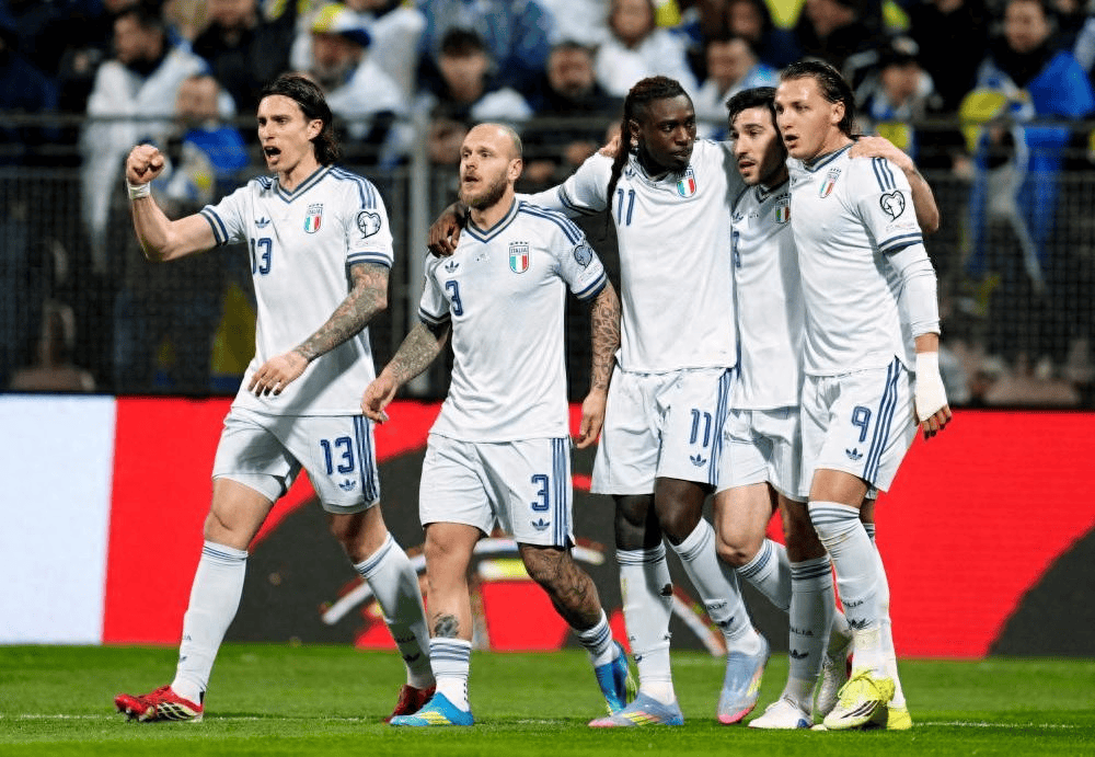 俱乐部拿遍冠军,世界杯却一场没踢,多纳鲁马成了足坛最扎心的巨星